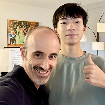 Pavel Ilyashov with Eric Chen