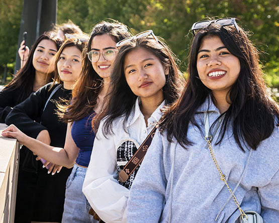 A group of Webster students at the St. Louis Zoo.